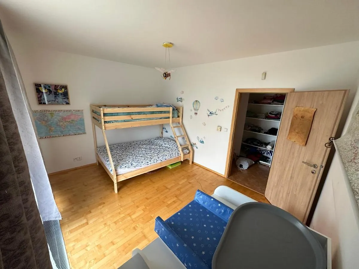 براغ Simple Stay With Garden 15 Min From Center&Airport جمهورية التشيك